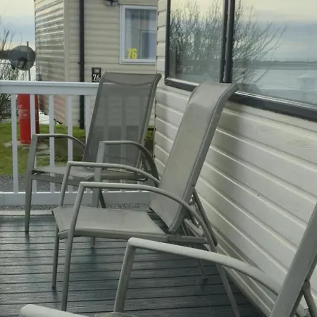 Sleeps 4 With Parking And Balcony * Millom
